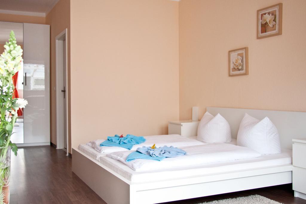 Berl Inn Берлин Екстериор снимка