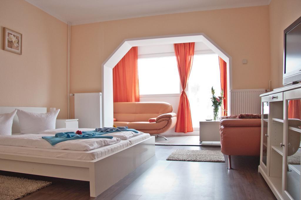 Berl Inn Берлин Екстериор снимка